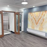 bán nhà riêng tại đường giáp bát, hoàng mai, hà nội, giá siêu hời 8,6 tỷ, 35m2, thang máy