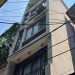 nhà nguyễn chí thanh 46m2, 5 tầng, ngõ rộng 2m, 30m ra ô tô, 50m ra mặt phố, 2 thoáng, về ở ngay