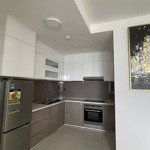 bán căn hộ saigon royal, quận 4 loại 2pn 2wc view q1