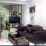 bán nhà trương định 35m2, ô tô đỗ cửa vào nhà, nhà 2 mặt thoáng, trước nhà rộng rãi, giá 6.8 tỷ