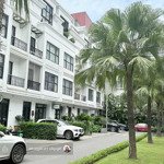 bán liền kề vinhomes garadena hàm nghi dt121m. mặt tiền 6m. kd đỉnh cao, giá 48tỷ, 0974235858
