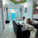 nhà chính chủ xây ở, lê đức thọ p6. dt 4x17m. 4 tầng sân thượng. đường 7m. chỉ 8tix. lh 0902 958586