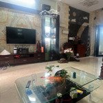 nhà phú kiều - lô góc dân xây ô tô 50m . lên tầng thoải mái -ô chờ thang máy - dt 60m- giá 11 ty