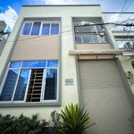 sốc! bán nhà đẹp 1 trệt 1 lầu full nội thất giá chỉ 4.5 tỷ thạnh lộc 16, quận 12