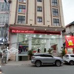 toà nhà mặt phố lê thanh nghị, hai bà trưng
* 450 m2 - 9 tầng - 15m mặt tiền.