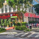 góc 2mt hà đô centrosa quận 10 đường 3/2 431m2