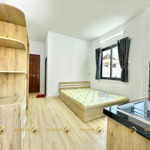 cho thuê studio ban công 30m2 tại đường nguyễn văn thủ, đa kao, q1, 5,8 triệu