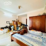 chính chủ 1 đời nhà ngang khủng 6.4m hiếm có cách nguyễn thị thập chỉ 30m giá chỉ 5.3 tỷ