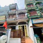 cho thuê nhà riêng phố hoàng diệu cột 2, 2pn 2vs, có chỗ đỗ xe oto