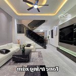 bom tấn quận 10! nhà mới 72m2 thành thái, q10 giá 3tỷ850 còn tl. 4pn. hxh. gần đh y phạm ngọc thạch
