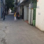 bán nhà ngõ phan trứ, nhà cấp 4 gồm 5 phòng trọ khép kín, 2 mặt ngõ, ngõ ô tô vào nhà