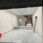 tôi cần bán ngôi nhà 5 tầng chắc chắn định công, hoàng mai: 0966.386.271