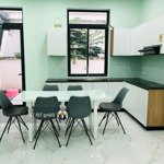 cần cho thuê nguyên căn nhà phố lakeview city giá 30tr/th thương lượng, nhà đã hoàn thiện.