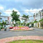 Nền đẹp ngang công viên Khu Dân Cư Hưng Phú 1
