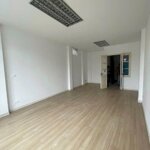 Chính chủ bán nhanh Mặt phố Hàng Giấy giá 23 tỷ, 33m2, KD tốt