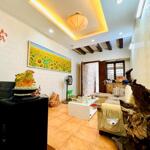 Cho thuê nhà ở hộ gia đình ngõ 121 Kim Ngưu, 3 tầng x 50m2, 3 ngủ, 12 Triệu