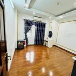 Cho thuê nhà Phố Chùa Bộc 4 tầng x 45m2, 4 ngủ, 15 Triệu