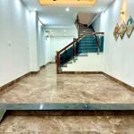 Bán nhà Mễ Trì Thượng, 4 tầng, 6 ngủ, 15m ra ô tô tránh, giá 7.5 tỷ