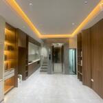 BÁN GẤP NHÀ 5 TẦNG THANG MÁY NGÔ THÌ SỸ, 33M GIÁ NHỈNH 8 TỶ, Ô TÔ GẦN