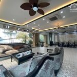 Bán Toà Nhà Building Dịch Vọng Hậu, Cầu Giấy 186m, 8 tầng, mt 15m, giá 150 Tỷ.