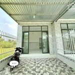 chủ bán nhà Võ Thị Nhúa 100m2 ngay trung tâm Tân Phú Trung 670 triệu