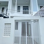 Nhà lầu xây mới gần trường Tiểu Học Long Tuyền, Bình Thủy