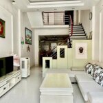 Cho thuê nhà nguyên căn Văn Cao ,Đằng Giang . Full đồ . Ở , văn phòng , kinh doanh ok