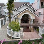 bán biệt thự đường sương nguyệt ánh, p9. dt: 191 m2 có 3 mặt tiền và nở hậu đường ô tô. giá 16,5 tỷ