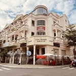 bán nhà căn góc 2 mt _ khu city land _ 5 tầng + hầm xe + thang máy _ dòng tiền cho thuê 50tr/tháng.