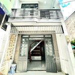 3 phòng ngủ - diện tích lớn - ở được 5 - 6 người - sát với gò vấp - hẻm thông thoáng sạch sẽ