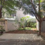 bán lô đất cực phẩm 100m2 ngay trung tâm tt. long thành giá 1tỷ290, đối diện tttm vincom. kế bên sb