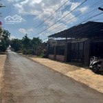 đất thổ cư 2 mt p. thành nhất, bmt. có 2 lô liền kề. đường nhựa 12m, 2 mặt tiền trước sau