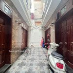 cho thuê nhà 5 tầng tại ngõ 377 bát khối thông sang 206 cổ linh, long biên