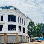 cần bán nhà hà huy tập, gần trung tâm, sổ sẵn chính chủ