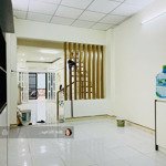 nhà 2 tầng, hẻm ô tô, gần chợ, thu nhập 8tr/tháng, hiệp phú chỉ 5.15 tỷ