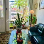nhà mặt tiền kinh doanh sâm uất đường tôn đản
