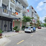 bán nhà 1 trệt 2 lầu phú hồng thịnh 8 gần ngã tư miếu ông cù 500m, p. bình chuẩn, tp. thuận an