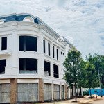 nhà view đẹp, thoáng mát, giá tốt cần bán nhanh