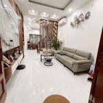 bán nhà phố giảng võ, ngõ nông, 3 gác tránh gần phố, ô tô 35m, dt 44m2 * 5 tầng, giá nhỉnh 8 tỷ