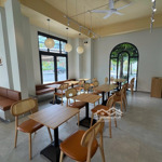 cho thuê tầng căn boutique đẹp ngay đầu công viên, đối diện chợ đêm vinhomes grand park