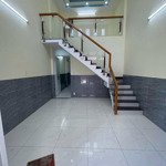 nhà đẹp hẻm xe hơi - hóc môn cách 100m ra mặt tiền đặng thúc vịnh. dt:4x14m chỉ có 1,95 tỷ