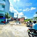 cần bán nền đất full thổ cư, gần ql n2 ngay cổng bv xuyên á chỉ 560tr/mét ngang