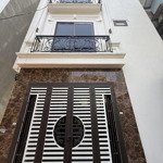 bán nhà riêng 5 tầng, 3pn, 4wc, giá cực chất 6,9 tỷ, 34m2 tại hồng mai, hai bà trưng, rất gần phố.