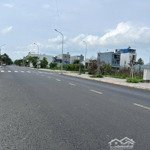 bán lô kế góc ngang 6x20m đường nhựa vỉa hè 17m. cách bv chỉ 400m - bà rịa. lh 