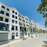 cho thuê nhà phố manhattan vinhome grand park 7x12 1t4l, giá 15 triệu thô