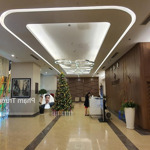 chính chủ cần bán căn góc 3pn 130m2 toà m1 view hồ tầng trung full nội thất sang trọng