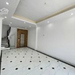 10.95 tỷ - 40m2 - đức giang, long biên - 6 tầng thang máy - vỉa hè - ô tô tránh - kinh doanh