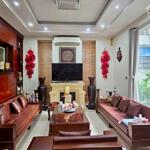 BÁN NHÀ 60M, MT 4.5M, VỊ TRÍ ĐẸP, KINH DOANH ĐỈNH, VỈA HÈ,Ô TÔ TRÁNH,SÁT PHỐ QUẬN CẦU GIẤY.