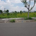 cần bán gấp đất mtđ bạch đằng,long đức,trà vinh,gần chợ đêm thành phố trà vinh,750tr/120m2 shr 100%