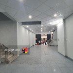 bán nhà mặt tiền bà hạt, p. 9, quận 10 trệt lửng 4 lầu st dt: 5.5m x 19m nở hậu: 9m giá 30 tỷ